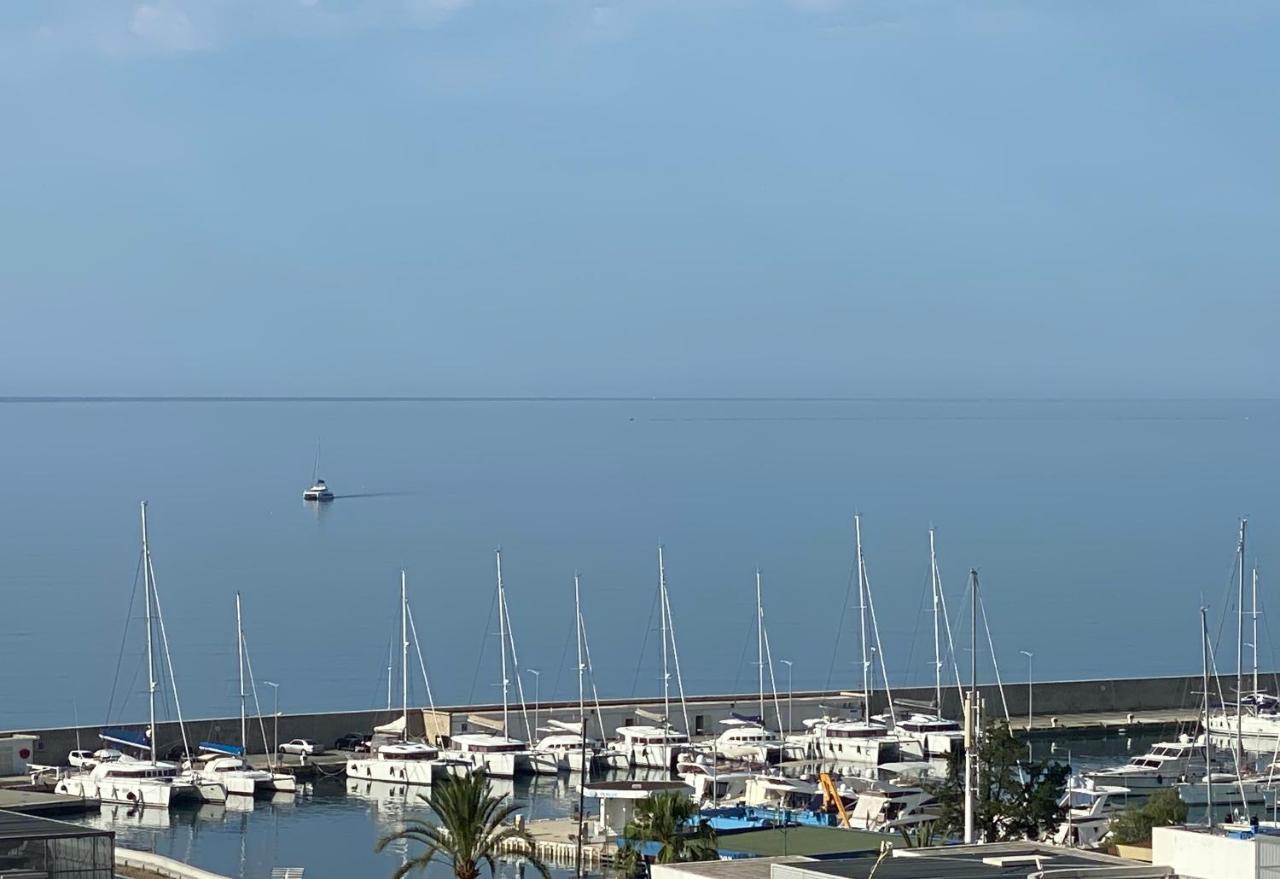 Mansfield Vue Carte Postale Terrasse Piscine Calme Port A 200M A Pied Apartment Menton Exterior photo