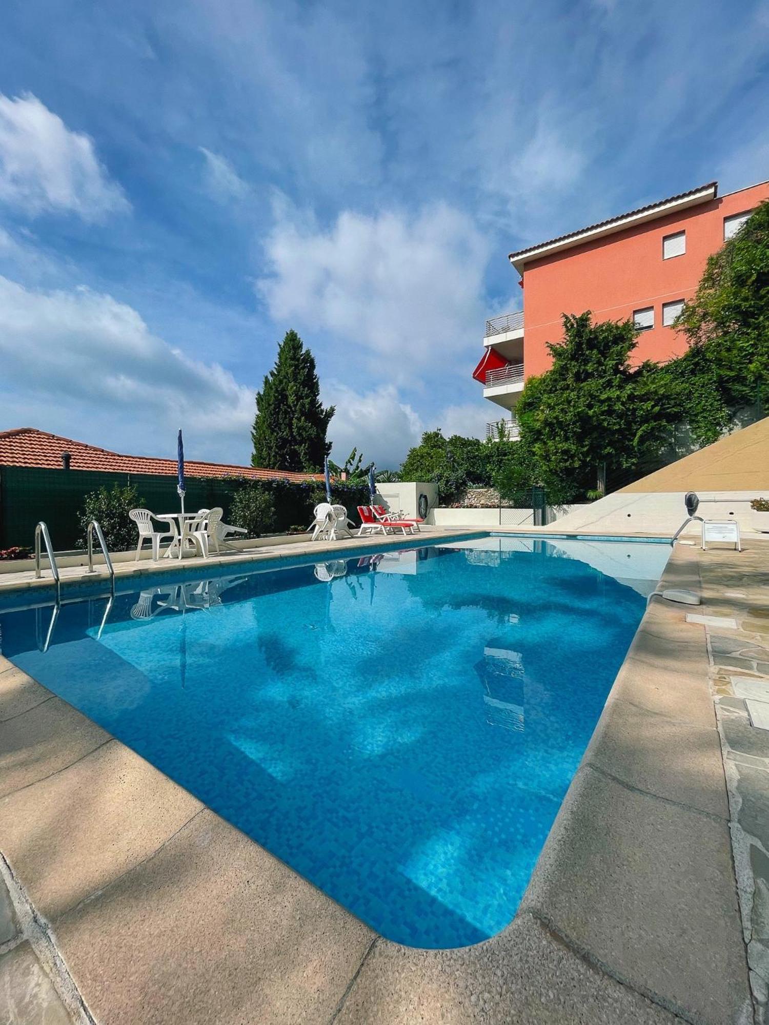 Mansfield Vue Carte Postale Terrasse Piscine Calme Port A 200M A Pied Apartment Menton Exterior photo